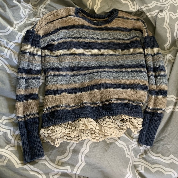 Abercrombie kids sweater - Picture 2 of 4